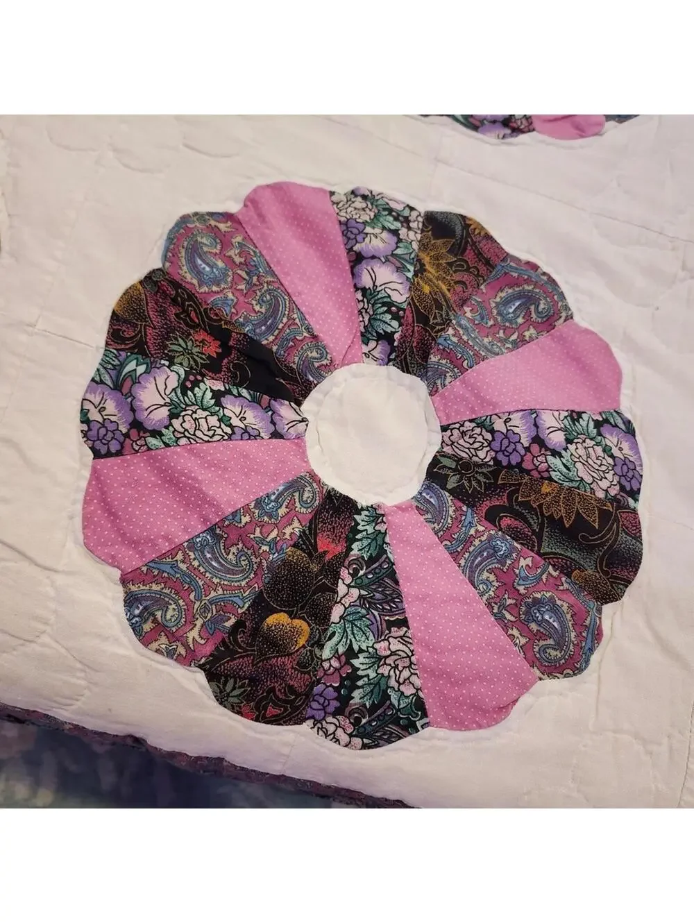 Gorgeous Purple Vintage Handmade Dresen Plate Quilt 80 x 80 In Hand Quilted